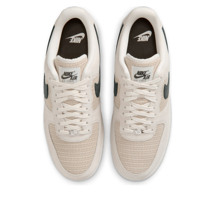 NIKE AIR FORCE 1 &