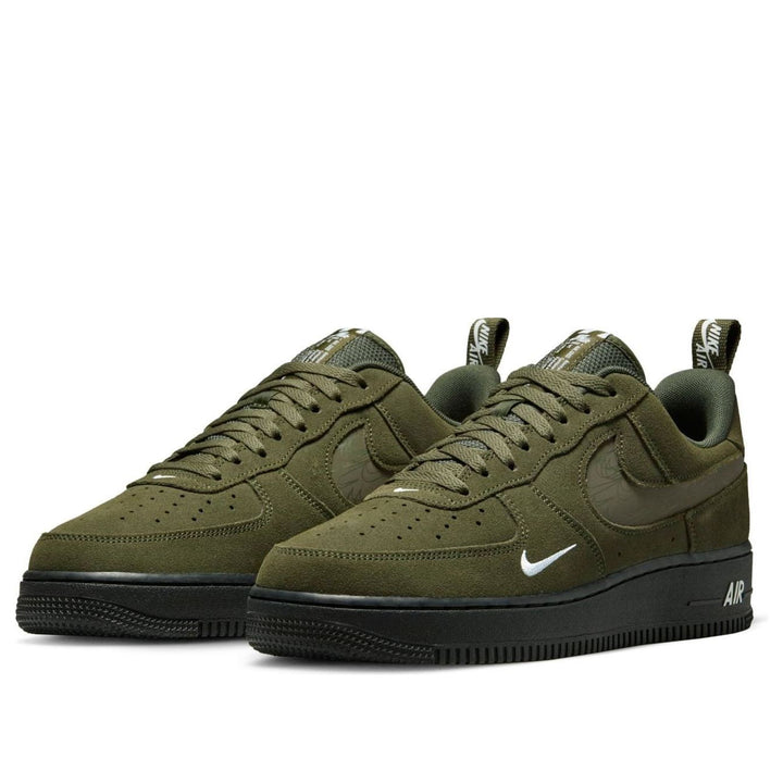 NIKE AIR FORCE 1 07 LV8 REFLECTIVE SWOOSH CARGO KHAKI