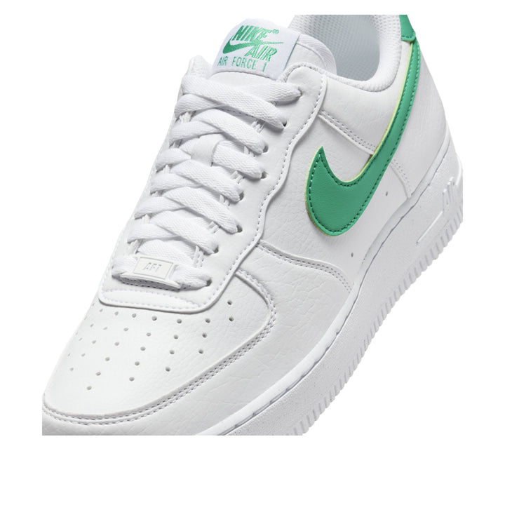 NIKE AIR FORCE 1 &