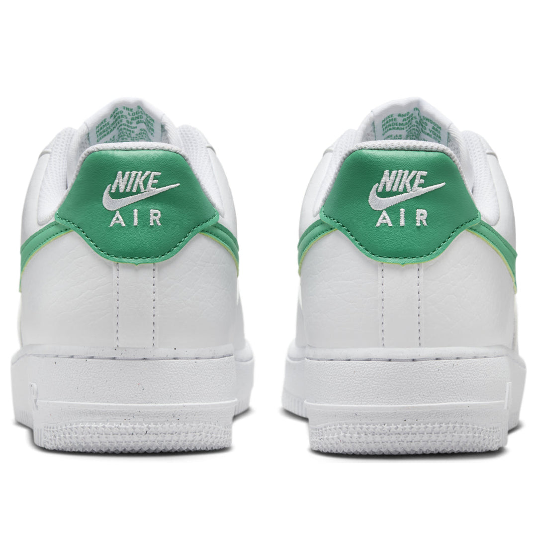 NIKE AIR FORCE 1 &