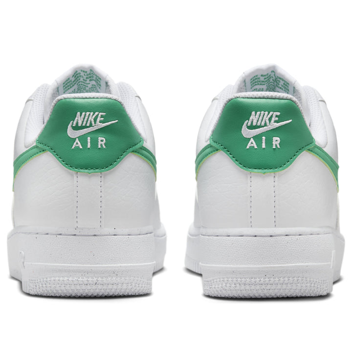 NIKE AIR FORCE 1 &