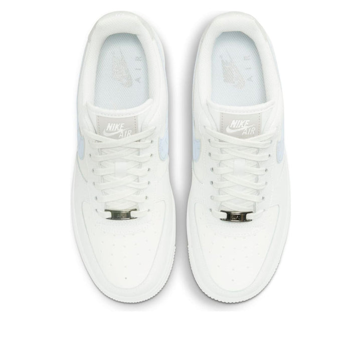 NIKE AIR FORCE 1 &