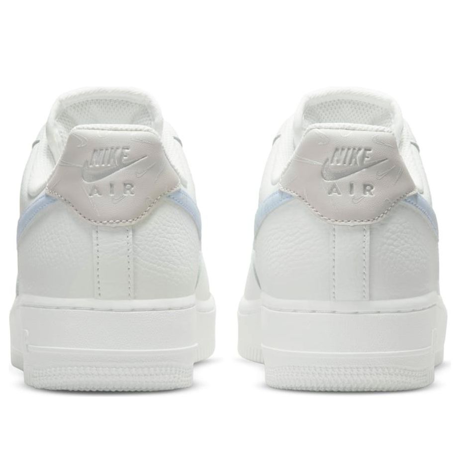NIKE AIR FORCE 1 &