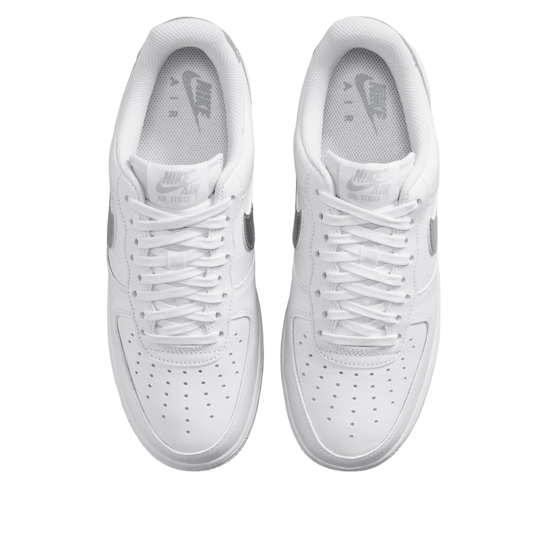 NIKE AIR FORCE 1 &