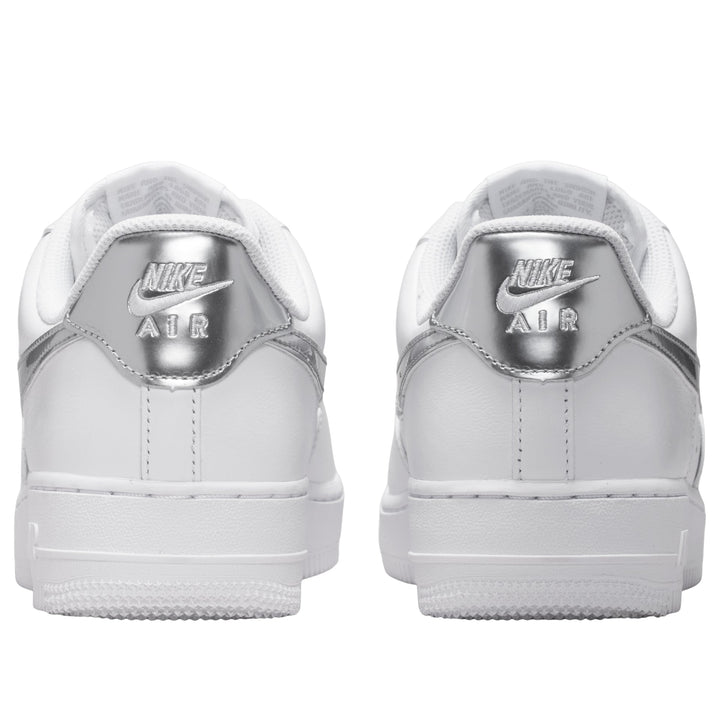 NIKE AIR FORCE 1 &