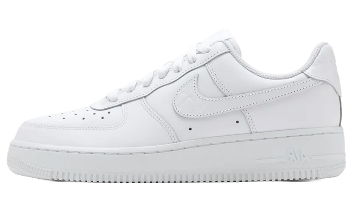 NIKE AIR FORCE 1 &