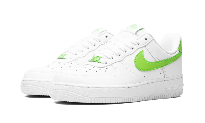 NIKE AIR FORCE 1 &