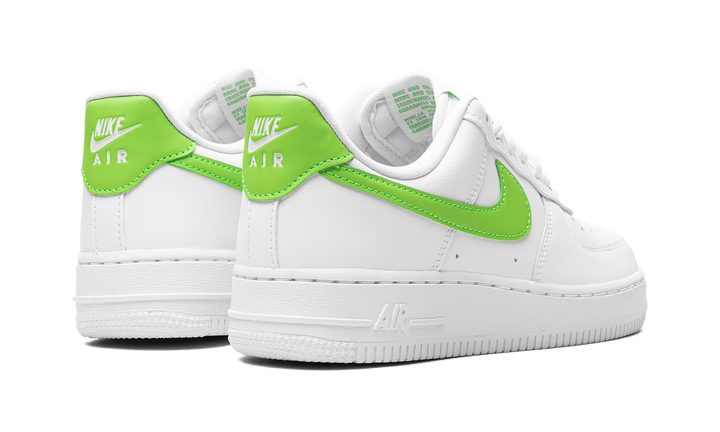 NIKE AIR FORCE 1 &