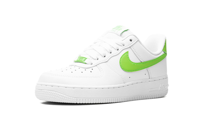 NIKE AIR FORCE 1 &