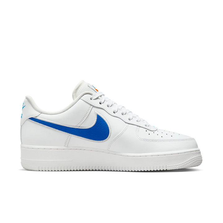NIKE AIR FORCE 1 &