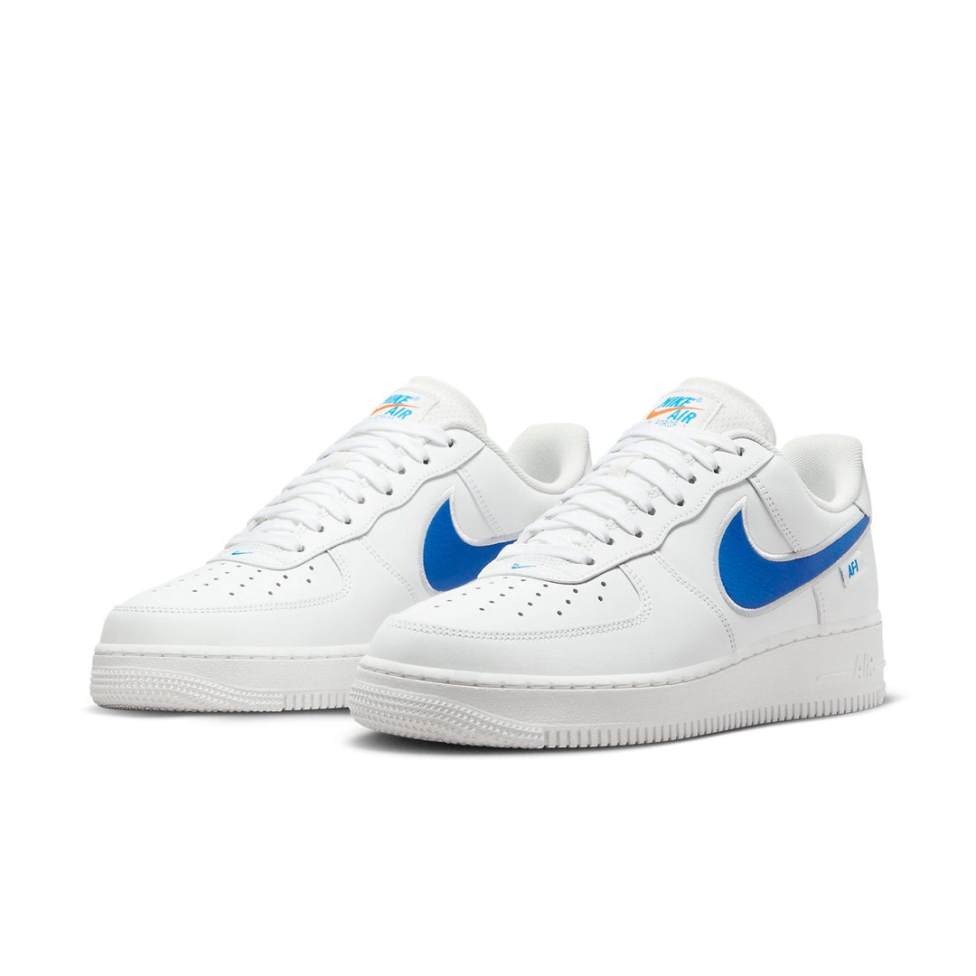 NIKE AIR FORCE 1 &