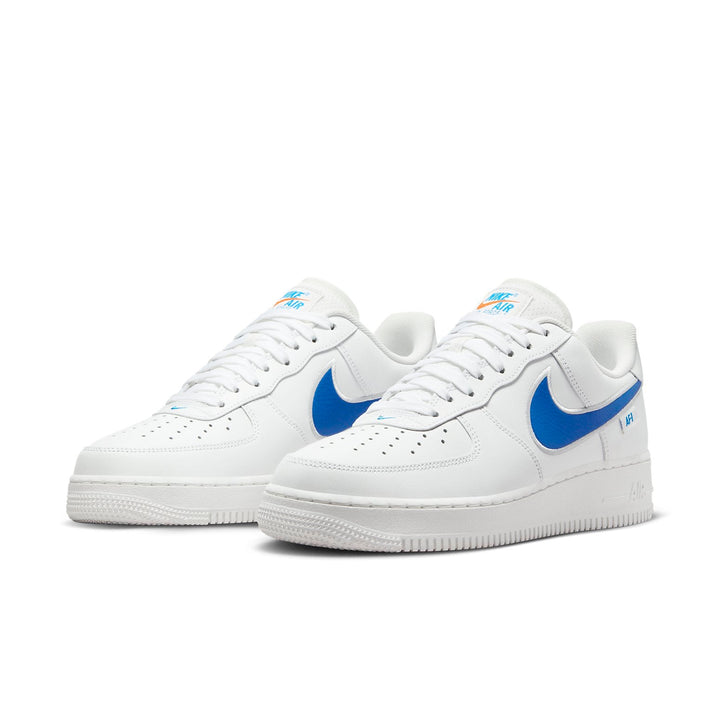 NIKE AIR FORCE 1 &