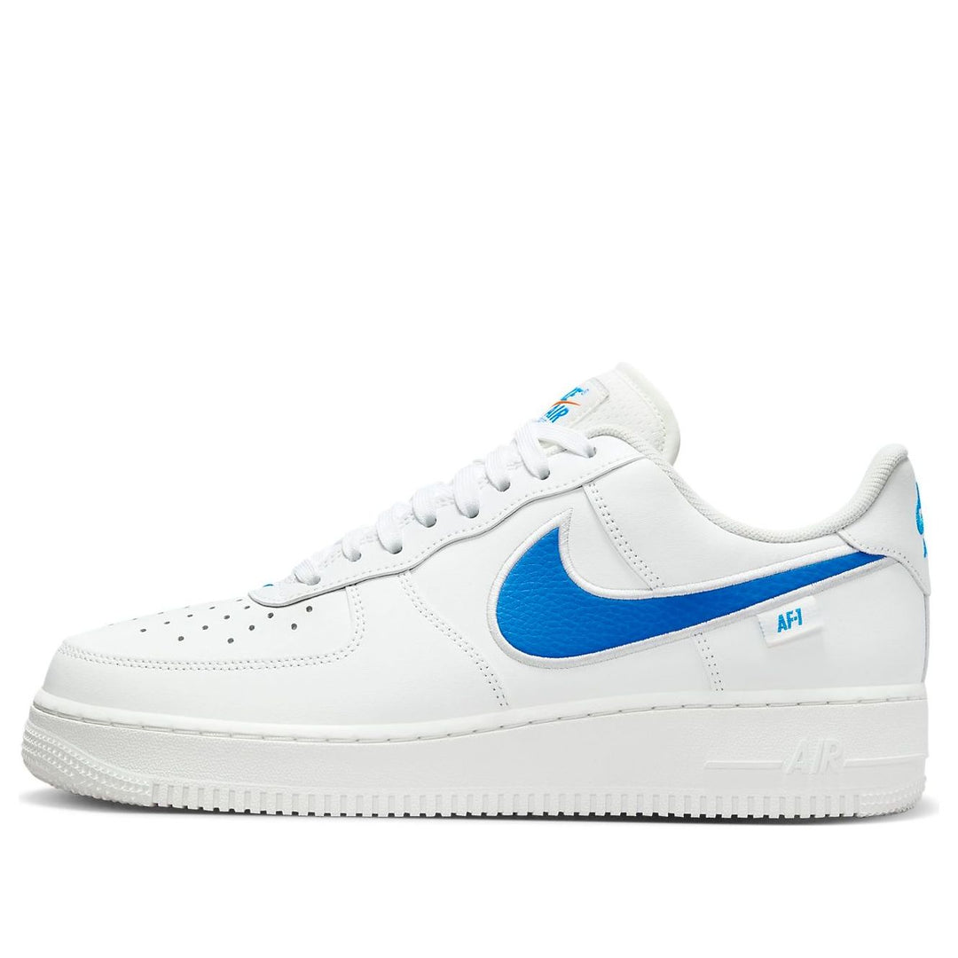 NIKE AIR FORCE 1 &