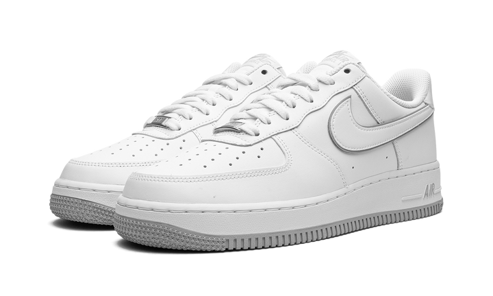 NIKE AIR FORCE 1 07 WHITE WOLF GREY