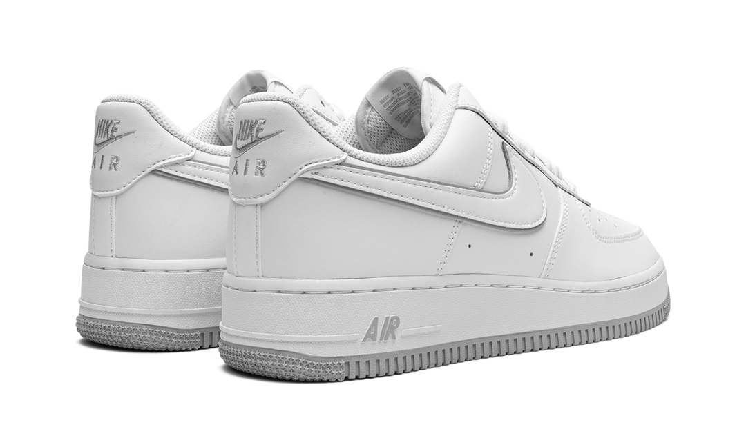 NIKE AIR FORCE 1 07 WHITE WOLF GREY