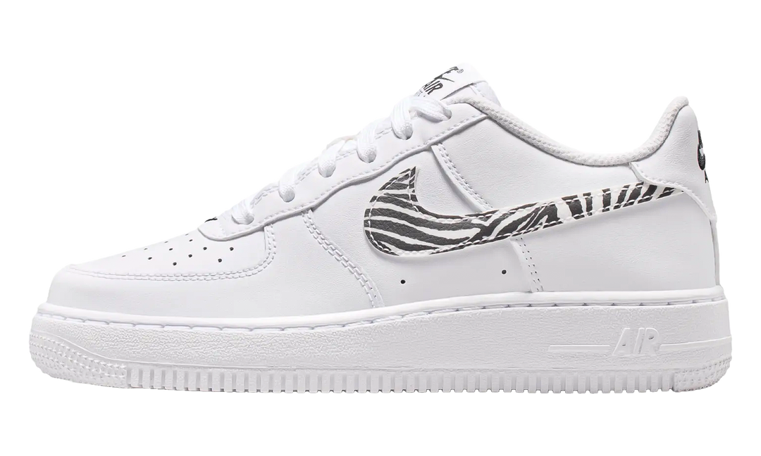 NIKE AIR FORCE 1 &