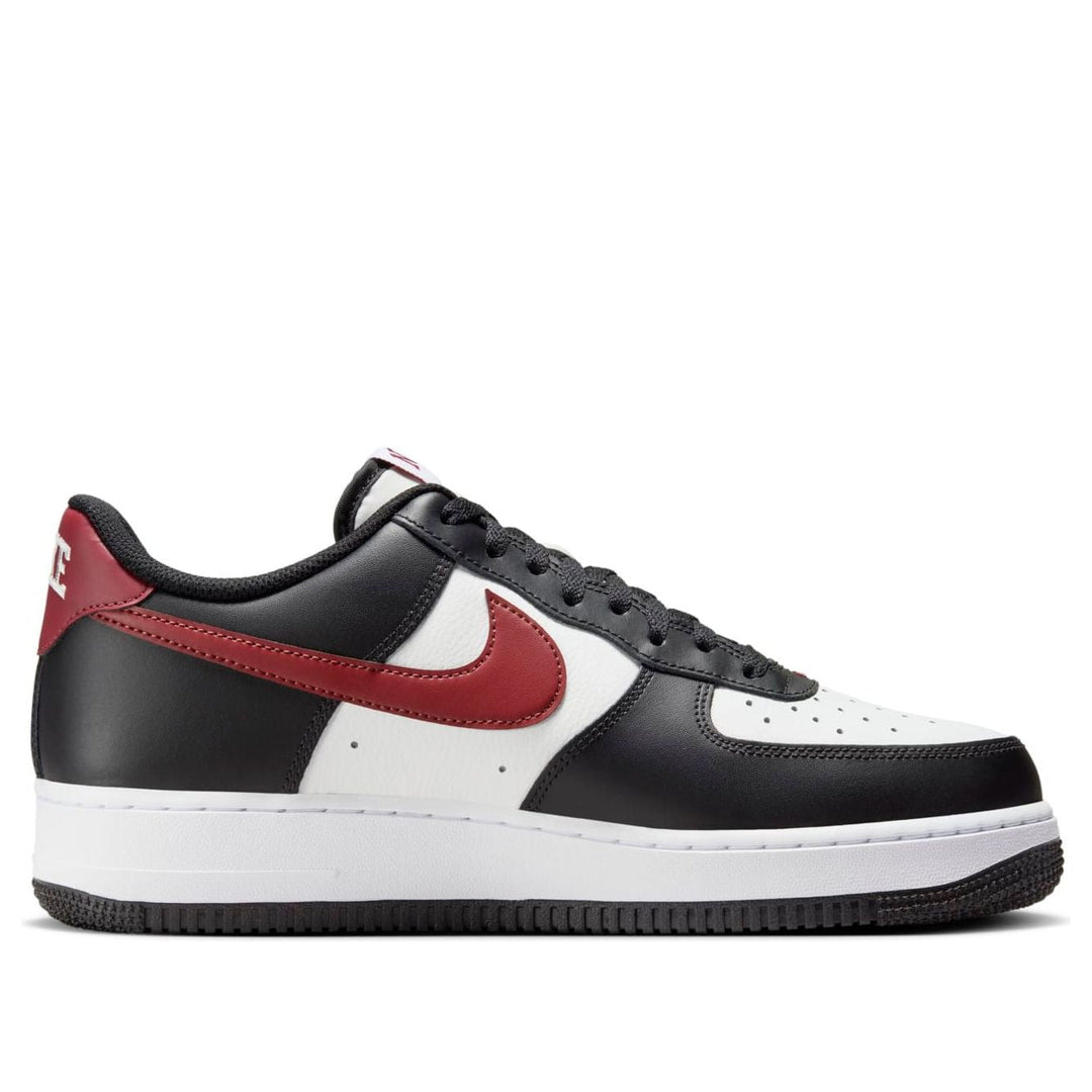 NIKE AIR FORCE 1 LOW 07 BLACK WHITE DARK TEAM RED