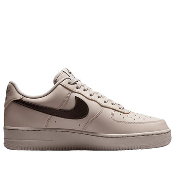 NIKE AIR FORCE 1 LOW '07 CARBON FIBER SWOOSH COLLEGE GREY NEWSPRINT — Stock