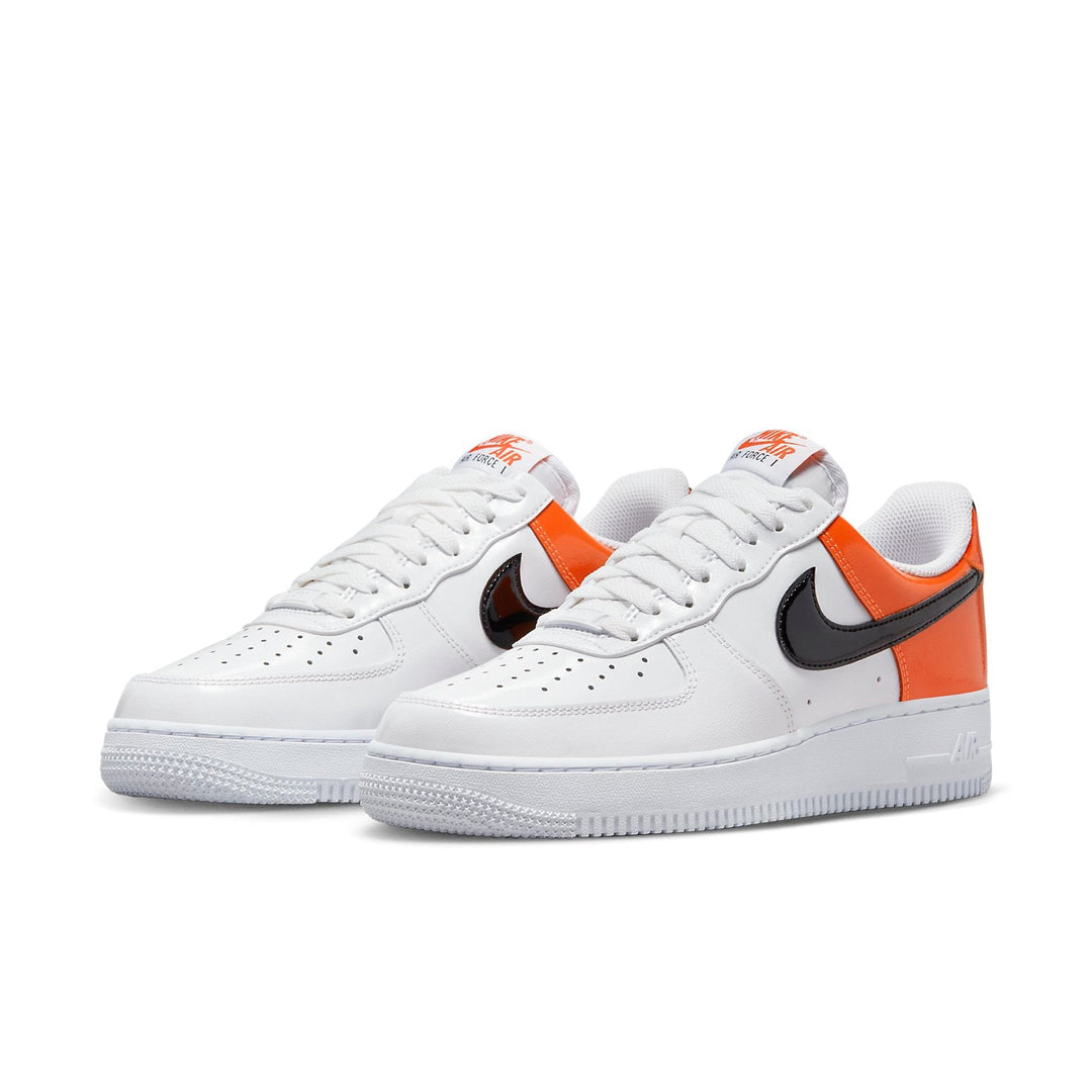 NIKE AIR FORCE 1 LOW &