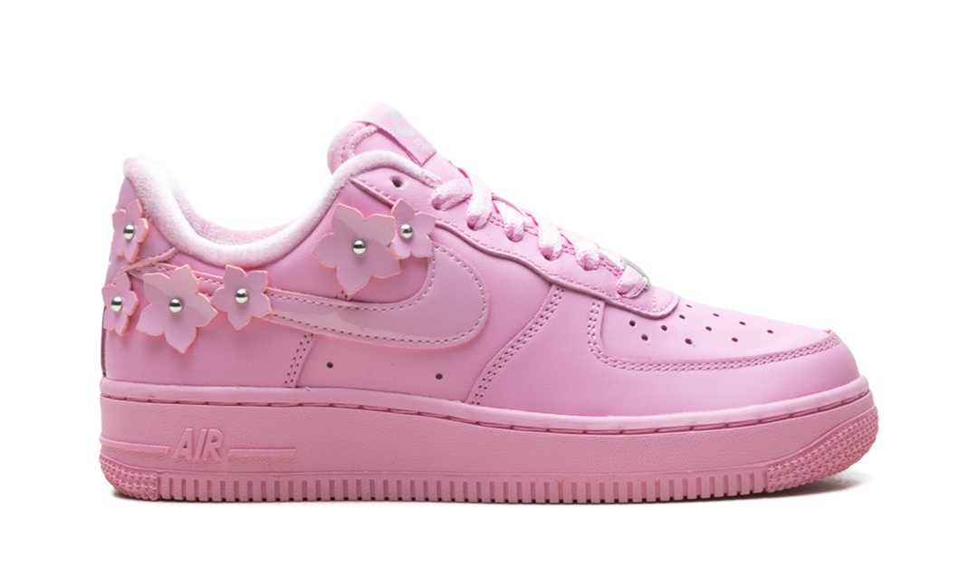 NIKE AIR FORCE 1 LOW '07 FLORETTE PINK RISE (WOMEN'S) — Stock