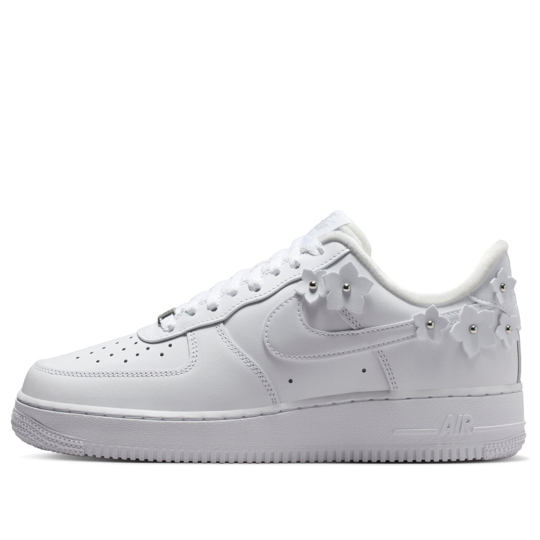 NIKE AIR FORCE 1 LOW '07 FLORETTE WHITE WOLF GREY (WOMEN'S) — Stock