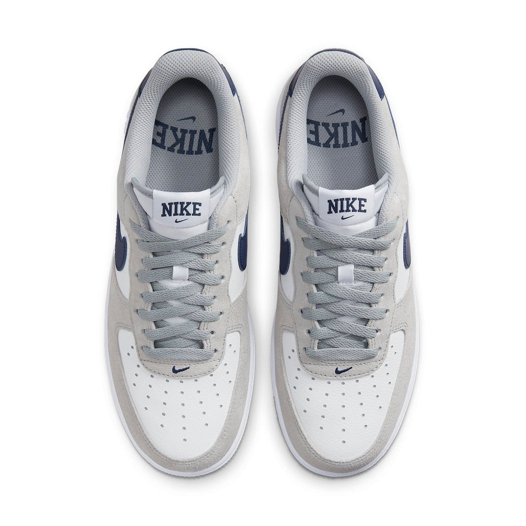 NIKE AIR FORCE 1 LOW &