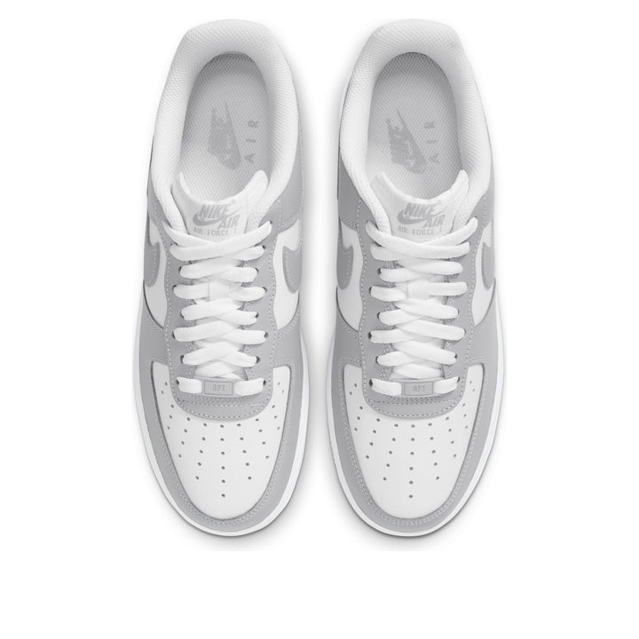 NIKE AIR FORCE 1 LOW &