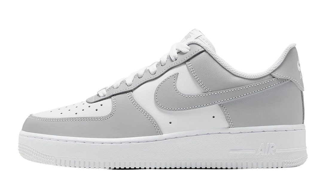 NIKE AIR FORCE 1 LOW &
