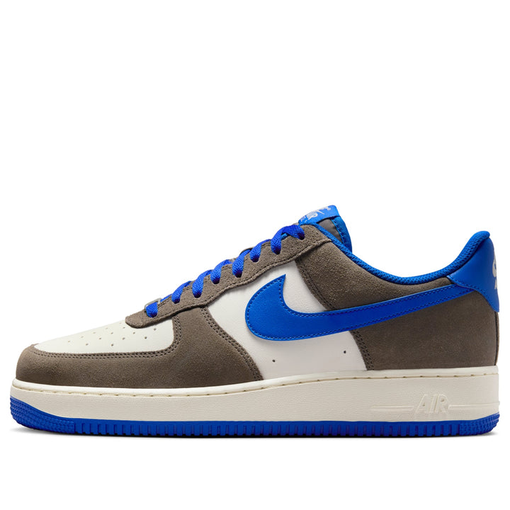 NIKE AIR FORCE 1 LOW &