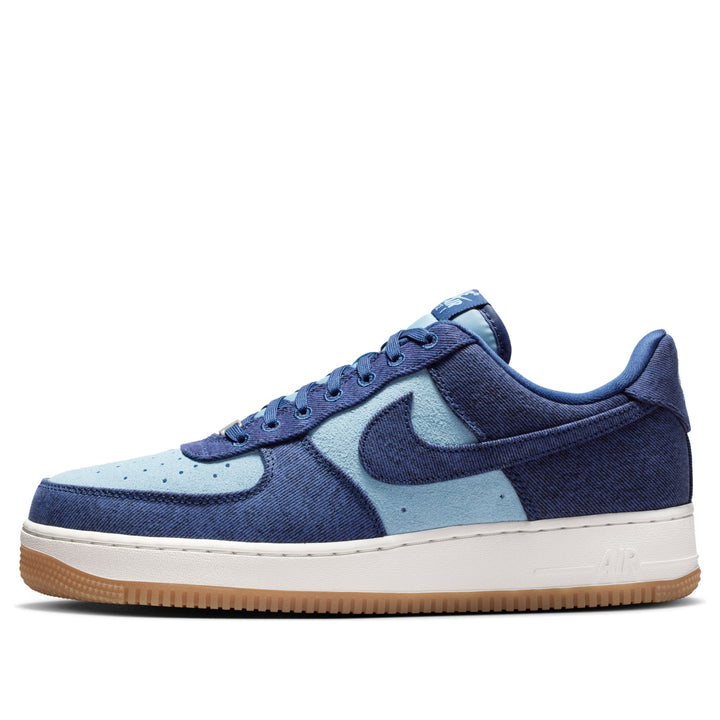 NIKE AIR FORCE 1 LOW &
