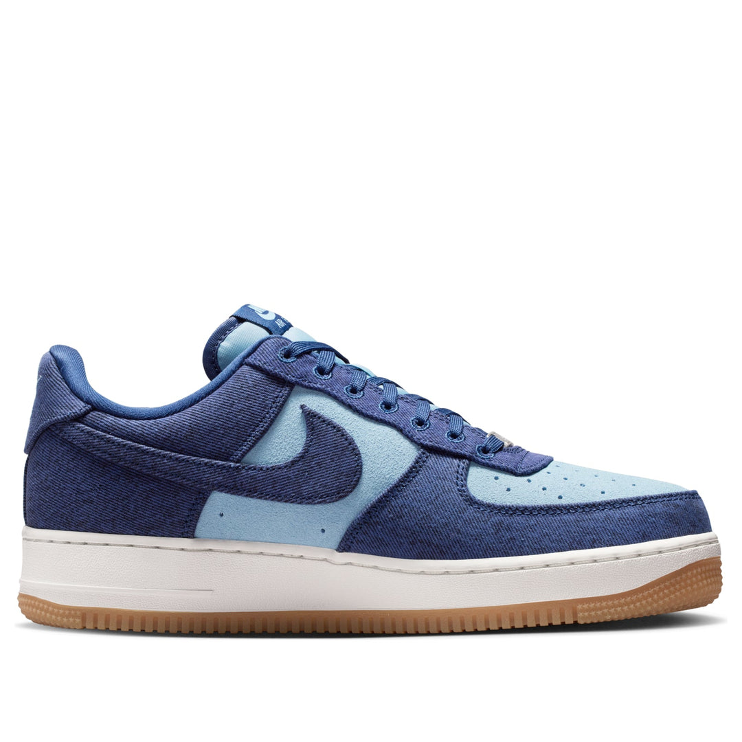 NIKE AIR FORCE 1 LOW &