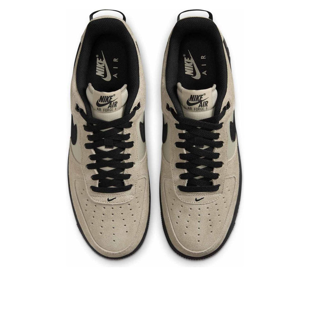 NIKE AIR FORCE 1 LOW &