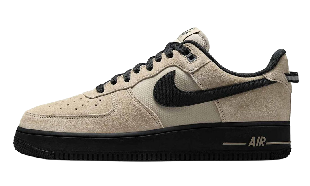 NIKE AIR FORCE 1 LOW &