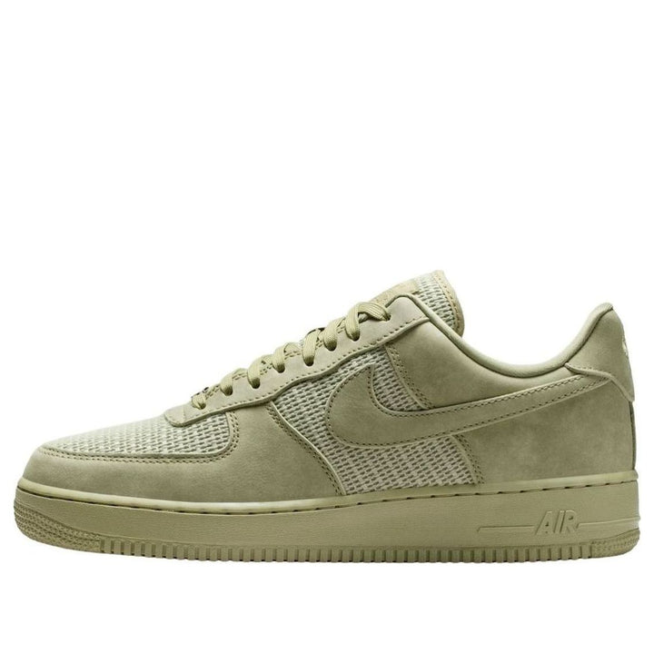 NIKE AIR FORCE 1 LOW &