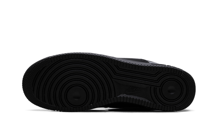 NIKE AIR FORCE 1 LOW &