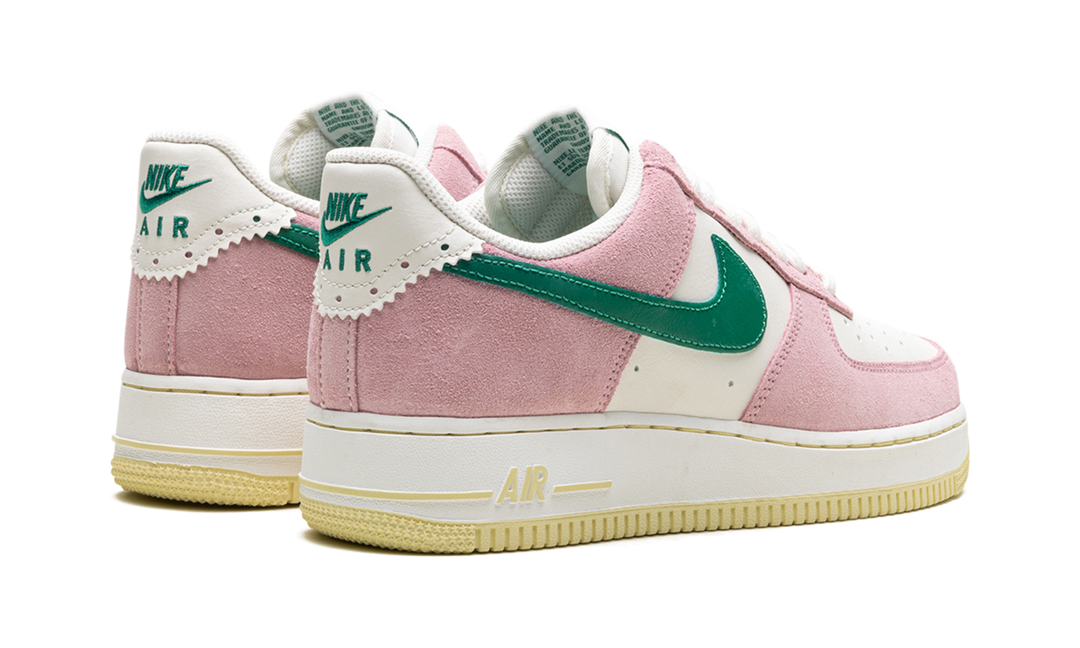 NIKE AIR FORCE 1 LOW 07 LV8 MEDIUM SOFT PINK MALACHITE