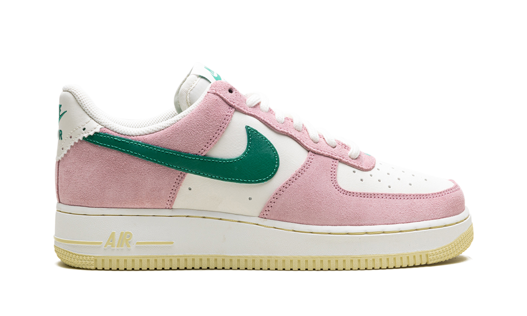 NIKE AIR FORCE 1 LOW 07 LV8 MEDIUM SOFT PINK MALACHITE