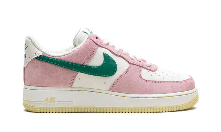 NIKE AIR FORCE 1 LOW 07 LV8 MEDIUM SOFT PINK MALACHITE