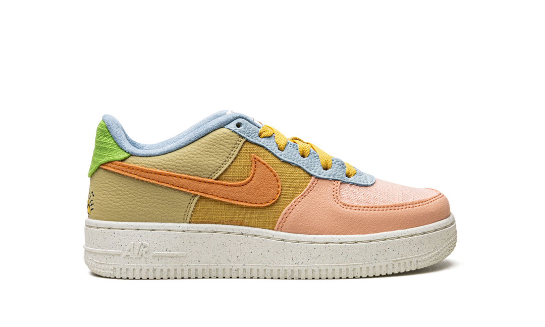 NIKE AIR FORCE 1 LOW 07 LV8 NEXT NATURE SUN CLUB MULTI GS