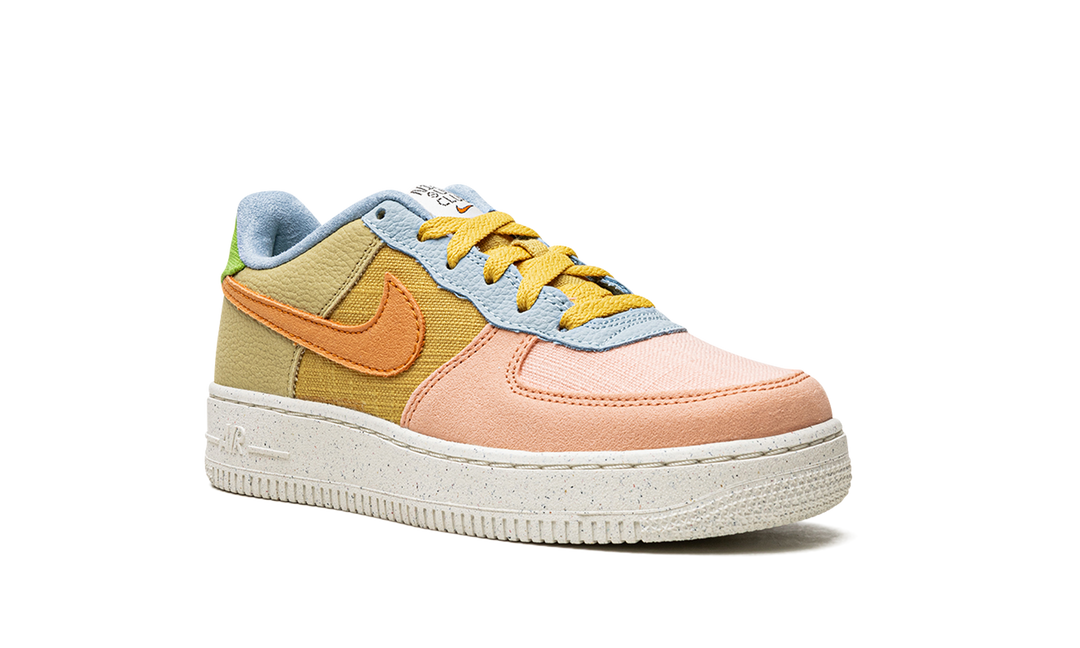 NIKE AIR FORCE 1 LOW 07 LV8 NEXT NATURE SUN CLUB MULTI GS
