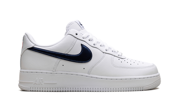 NIKE AIR FORCE 1 LOW '07 LV8 TEAM USA WORLD CUP — Stock