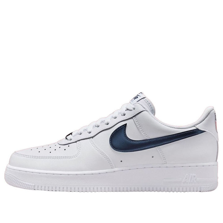 NIKE AIR FORCE 1 LOW &