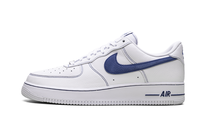 NIKE AIR FORCE 1 LOW &