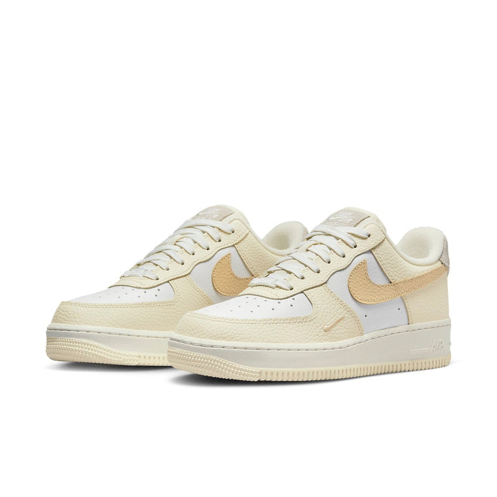 NIKE AIR FORCE 1 LOW 07 MINI SWOOSH COCONUT MILK WOMENS