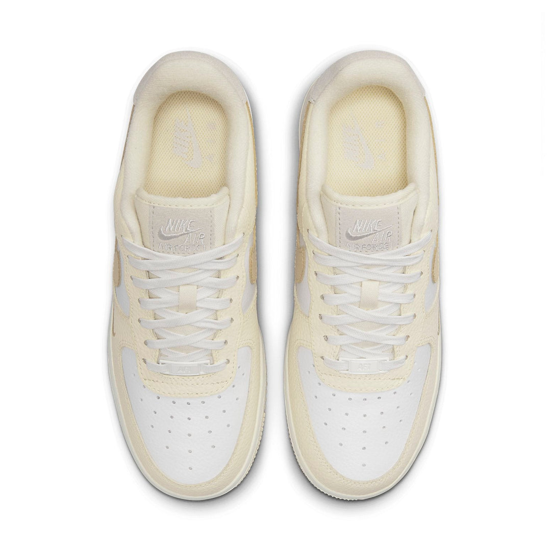NIKE AIR FORCE 1 LOW 07 MINI SWOOSH COCONUT MILK WOMENS