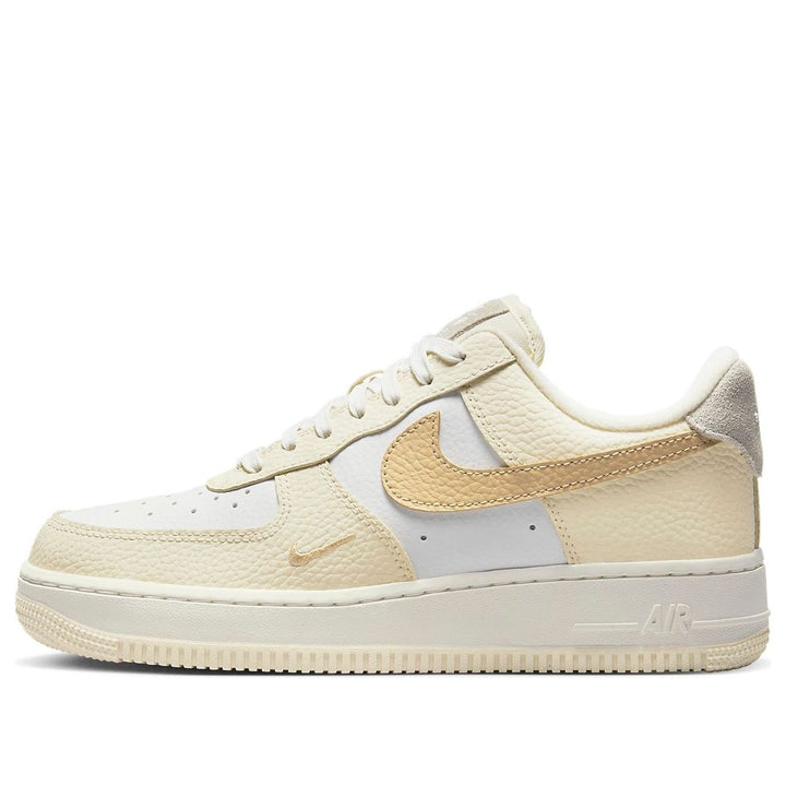 NIKE AIR FORCE 1 LOW 07 MINI SWOOSH COCONUT MILK WOMENS