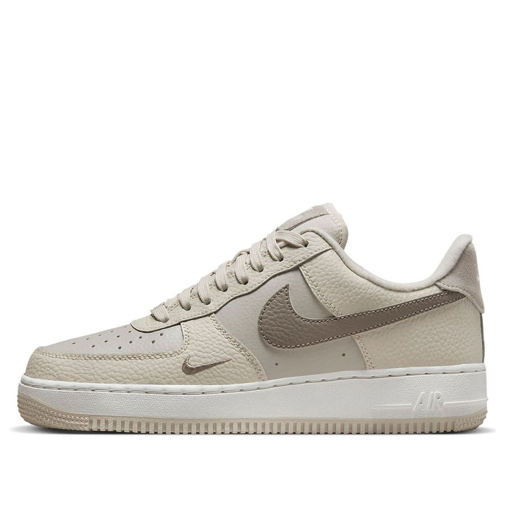 NIKE AIR FORCE 1 LOW 07 MOON FOSSIL WOMENS