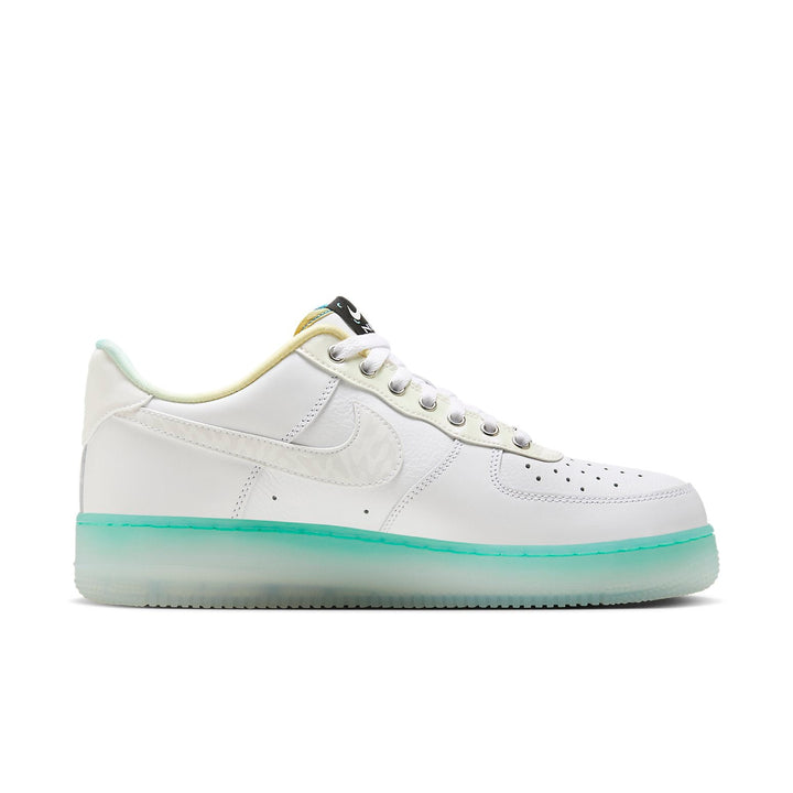 NIKE AIR FORCE 1 LOW 07 PRM UNLOCK YOUR SPACE