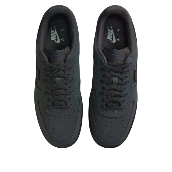 NIKE AIR FORCE 1 LOW &