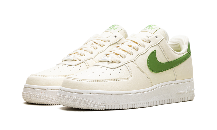 NIKE AIR FORCE 1 LOW 07 SE COCONUT MILK CHLOROPHYLL WOMENS
